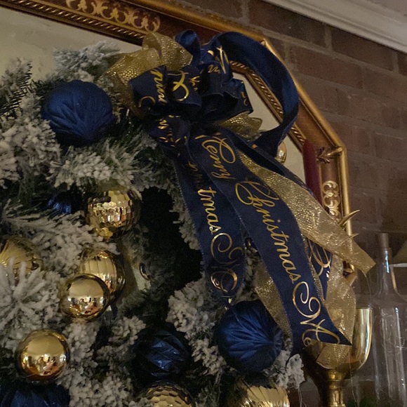24” snowy Christmas wreath $75.00 - Picture 3 of 10